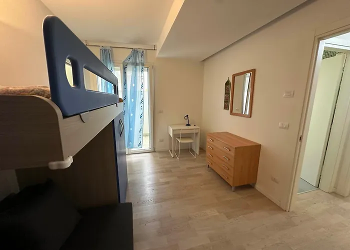 Agora